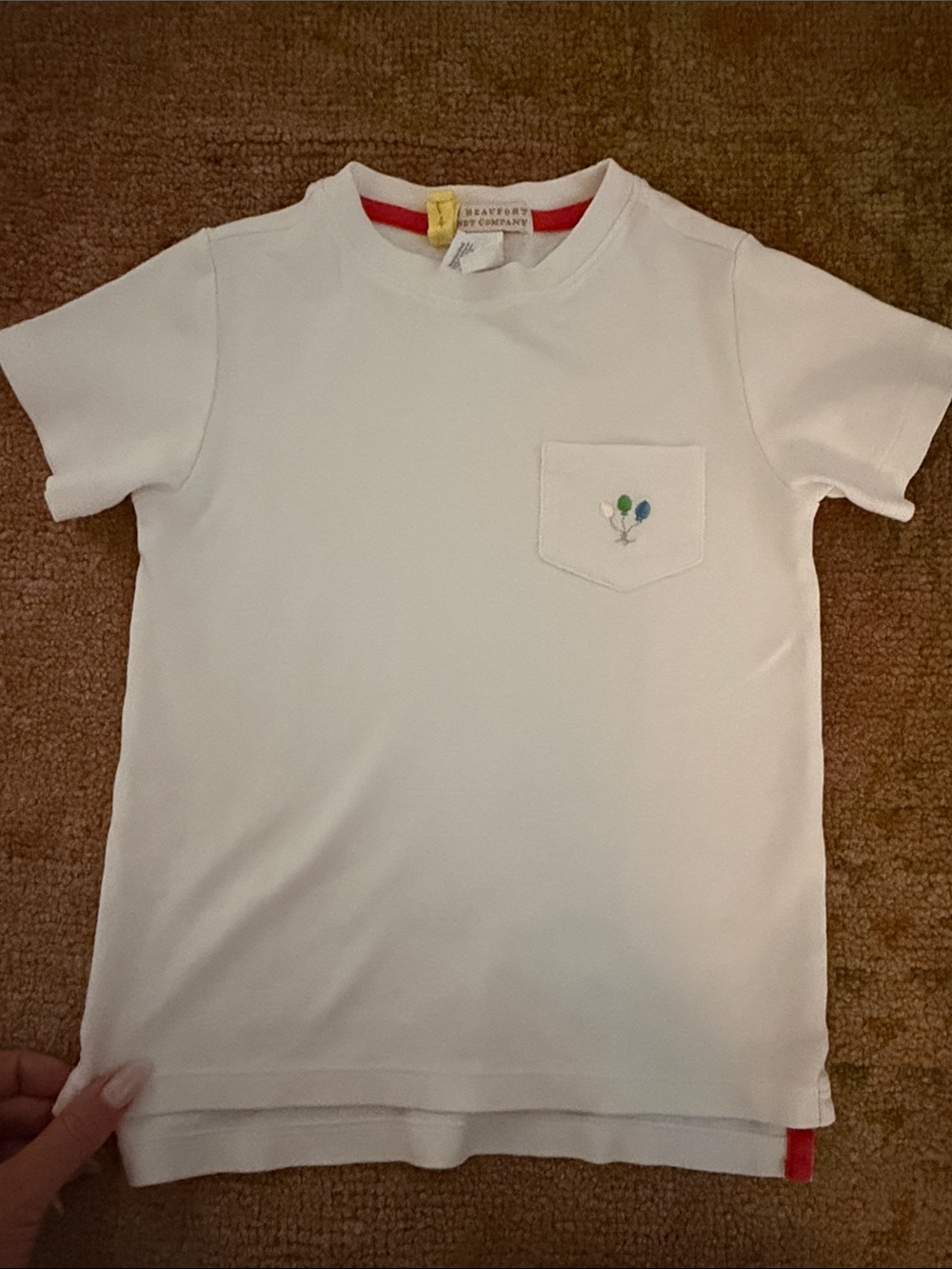 Tea Collection White Pocket Tee with Balloon Embroidery Beaufort Bonnet